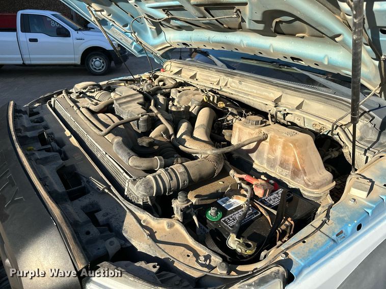 image for item OM9861 2011 Ford  F550 Super Duty XL bucket truck