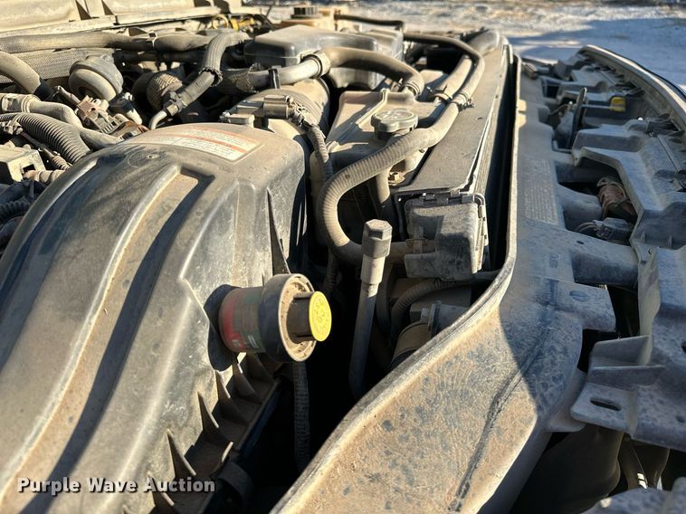 image for item OM9861 2011 Ford  F550 Super Duty XL bucket truck