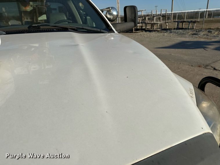 image for item OM9862 2009 Dodge Ram 5500HD bucket truck