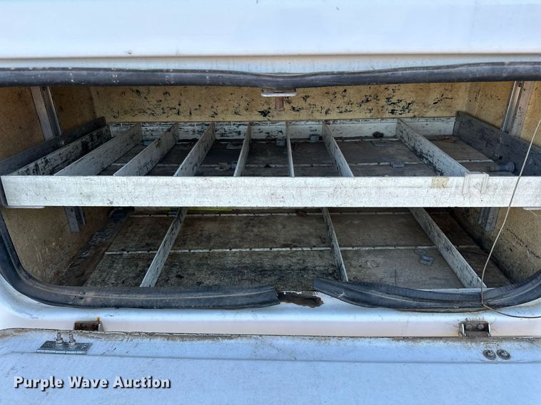 image for item OM9862 2009 Dodge Ram 5500HD bucket truck