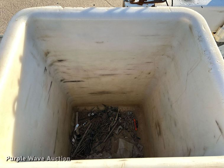 image for item OM9862 2009 Dodge Ram 5500HD bucket truck