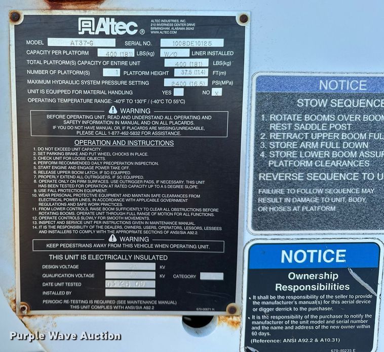 image for item OM9862 2009 Dodge Ram 5500HD bucket truck