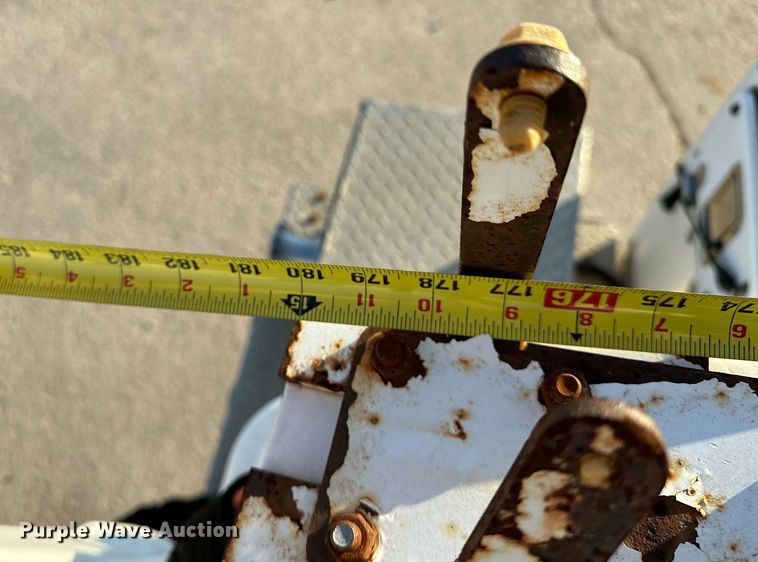 image for item OM9862 2009 Dodge Ram 5500HD bucket truck