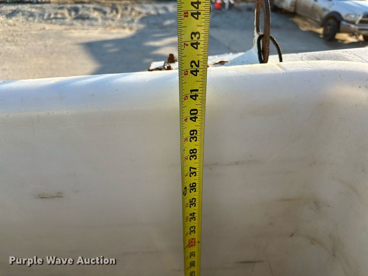 image for item OM9862 2009 Dodge Ram 5500HD bucket truck