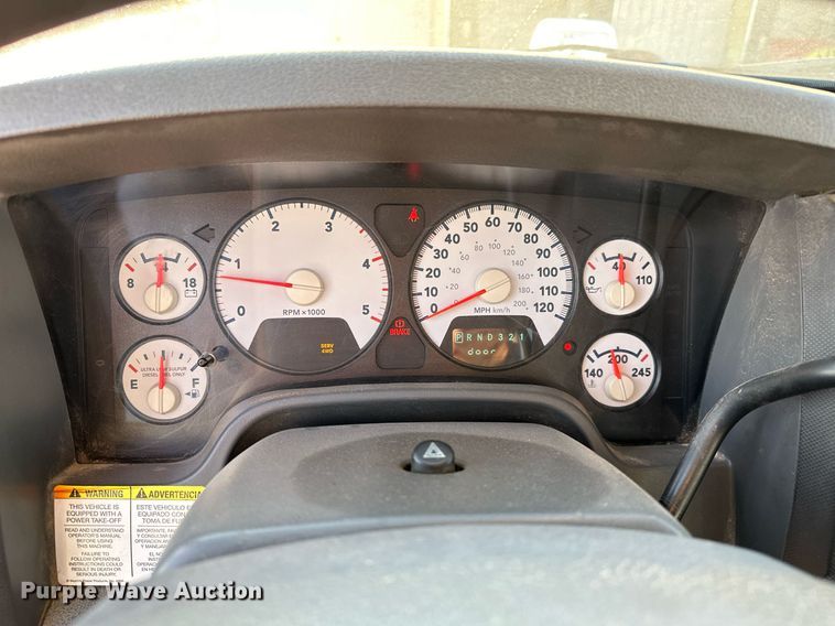 image for item OM9862 2009 Dodge Ram 5500HD bucket truck