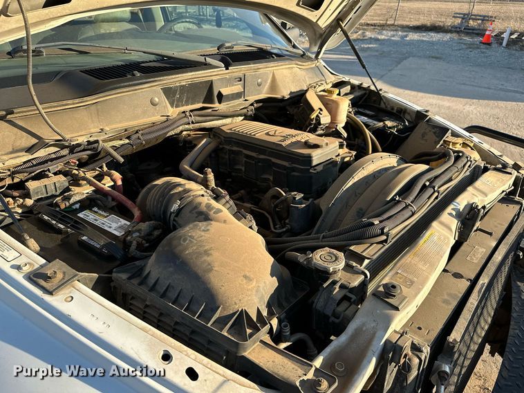 image for item OM9862 2009 Dodge Ram 5500HD bucket truck