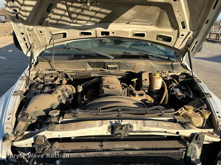 image for item OM9862 2009 Dodge Ram 5500HD bucket truck