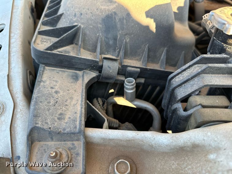 image for item OM9862 2009 Dodge Ram 5500HD bucket truck