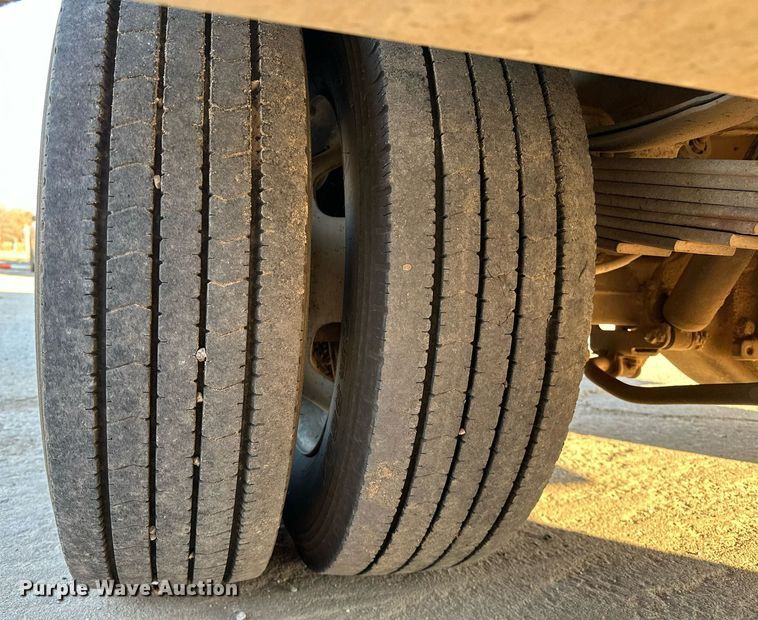 image for item OM9862 2009 Dodge Ram 5500HD bucket truck