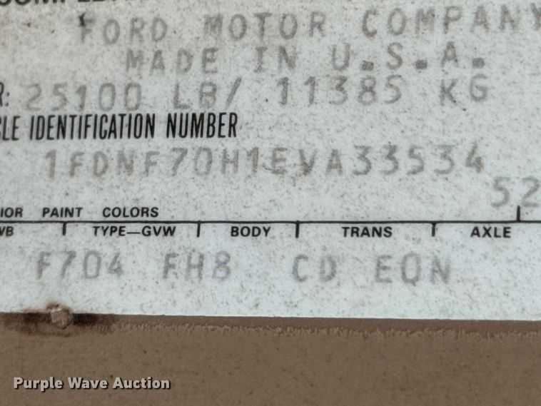 image for item OM9978 1984 Ford F700 winch truck