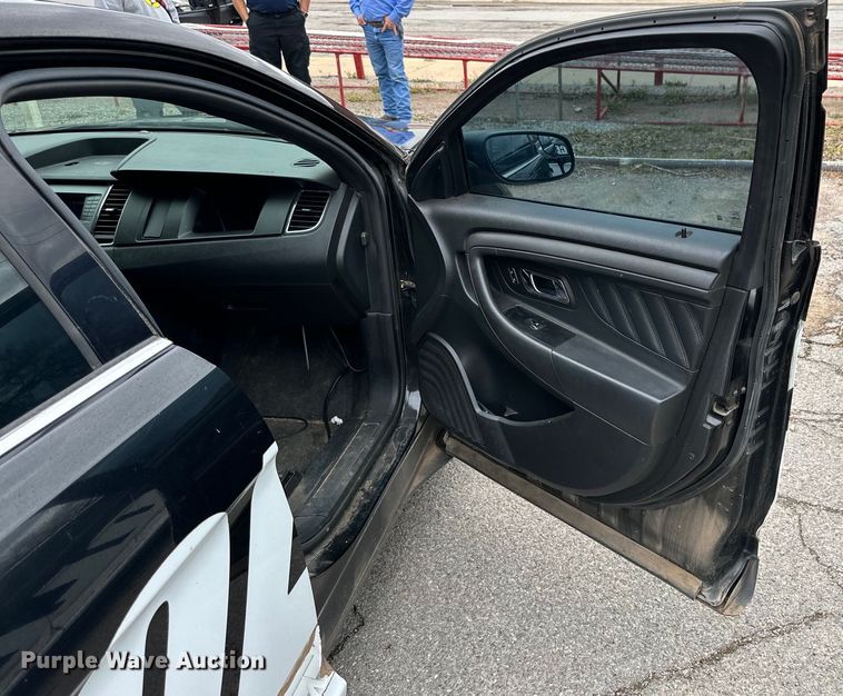 image for item DG4319 2013 Ford Taurus Police Interceptor 