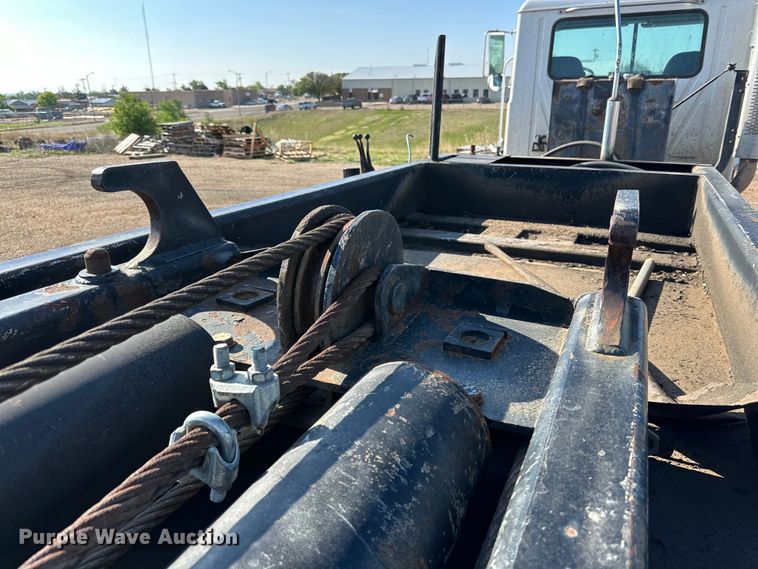 image for item DG4378 1995 G&H Manufacturing  roll-off container trailer