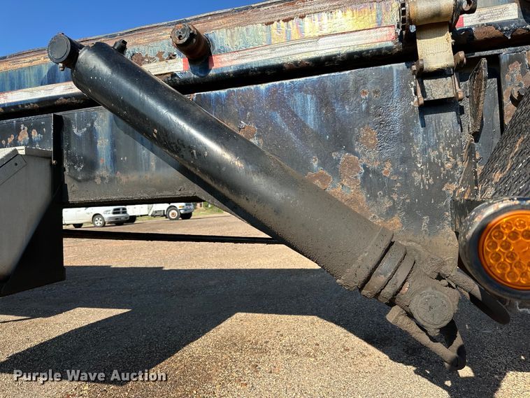 image for item DG4378 1995 G&H Manufacturing  roll-off container trailer