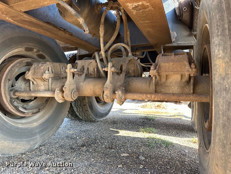 image for item DG4378 1995 G&H Manufacturing  roll-off container trailer