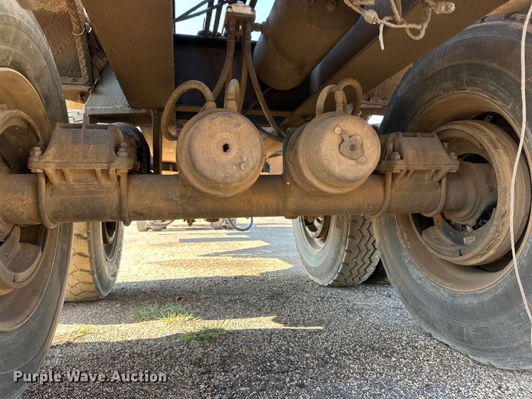 image for item DG4378 1995 G&H Manufacturing  roll-off container trailer