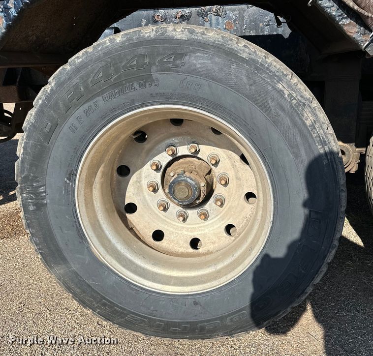 image for item DG4378 1995 G&H Manufacturing  roll-off container trailer