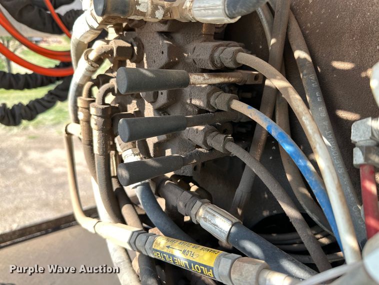 image for item DG4379 1999 International 4700 bucket truck