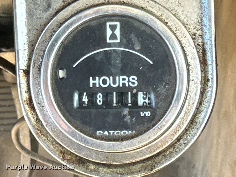 image for item DG4379 1999 International 4700 bucket truck