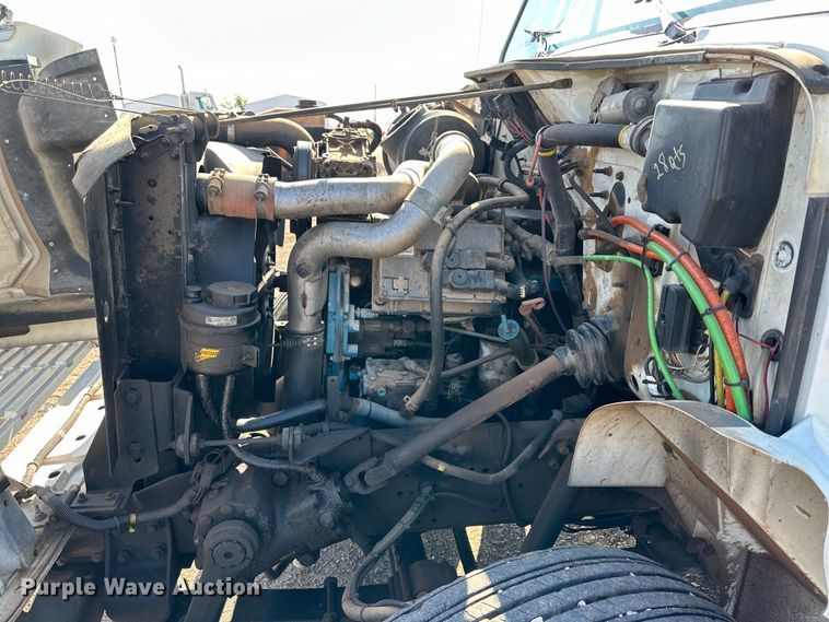 image for item DG4379 1999 International 4700 bucket truck