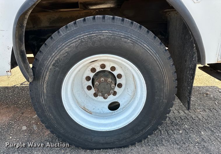 image for item DG4379 1999 International 4700 bucket truck