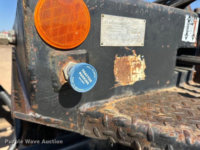 image for item DG4380 1992 G&H Manufacturing  1630 roll-off container trailer