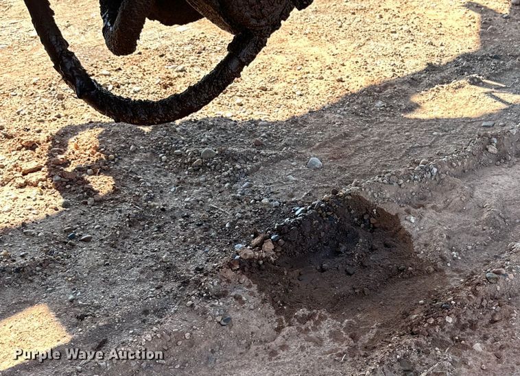 image for item DG4380 1992 G&H Manufacturing  1630 roll-off container trailer