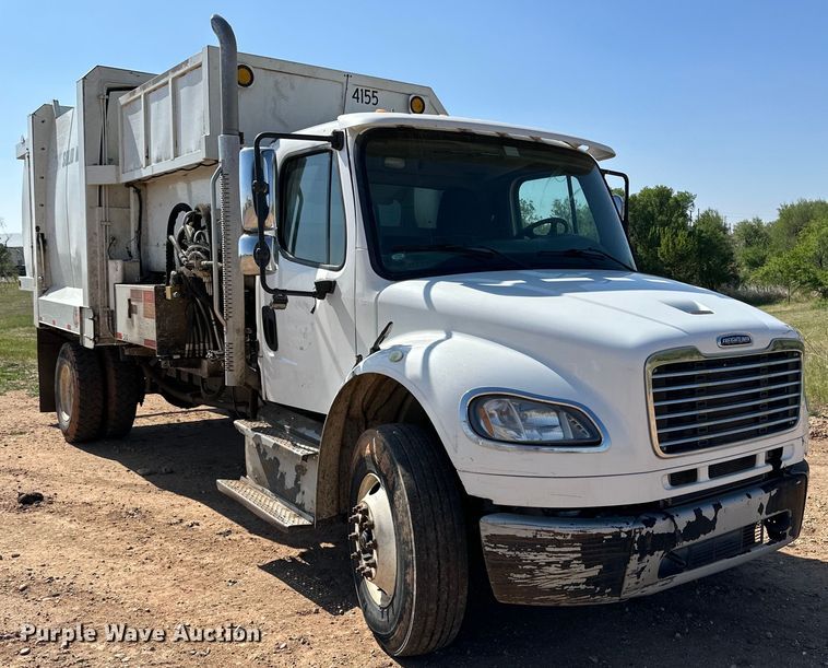 image for item DG4381 2015 Freightliner  Business Class M2 refuse truck