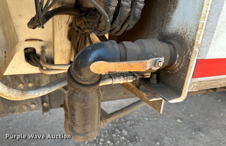 image for item DG4381 2015 Freightliner  Business Class M2 refuse truck