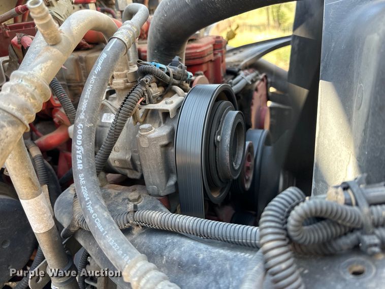 image for item DG4381 2015 Freightliner  Business Class M2 refuse truck