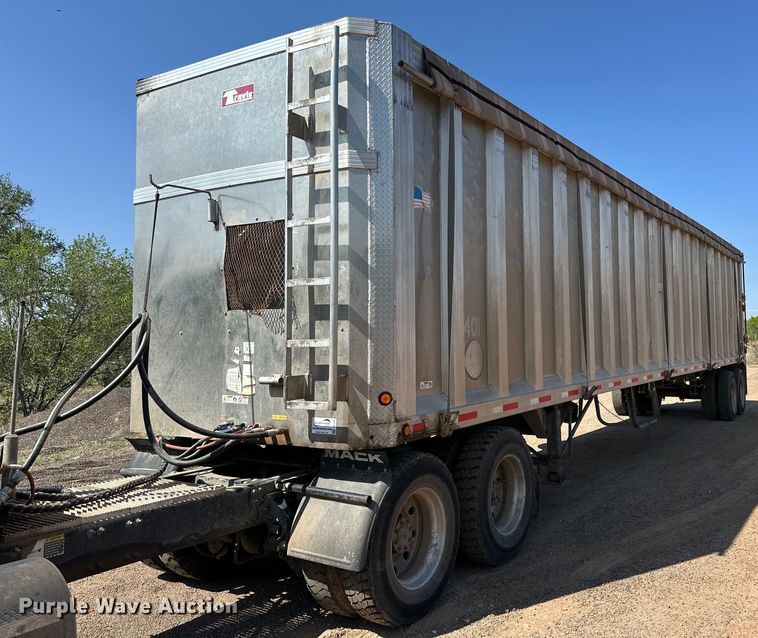 image for item DG4382 2018 Travis Body & Trailer walking floor trailer