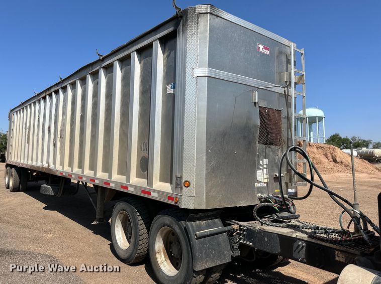 image for item DG4382 2018 Travis Body & Trailer walking floor trailer