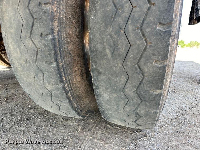 image for item DG4382 2018 Travis Body & Trailer walking floor trailer