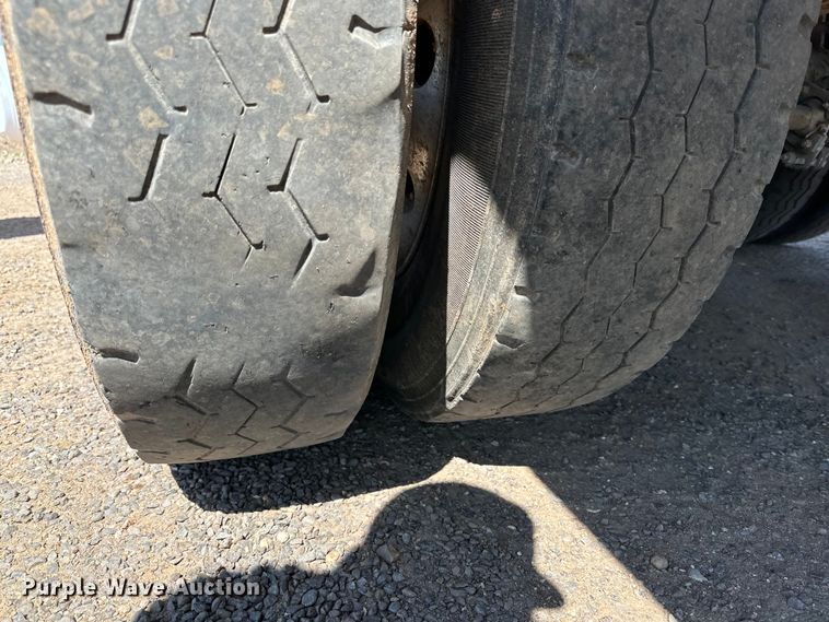 image for item DG4382 2018 Travis Body & Trailer walking floor trailer