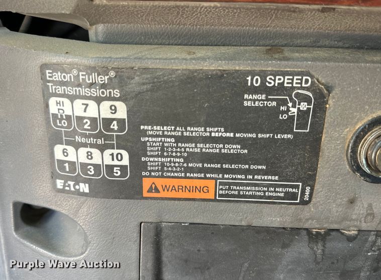 image for item DG4384 2007 Mack CXP semi truck