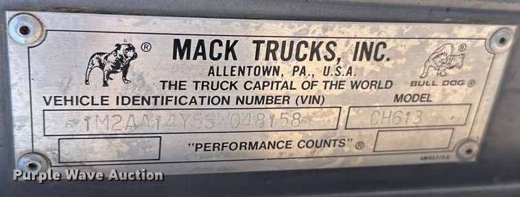 image for item DG4387 1995 Mack semi truck
