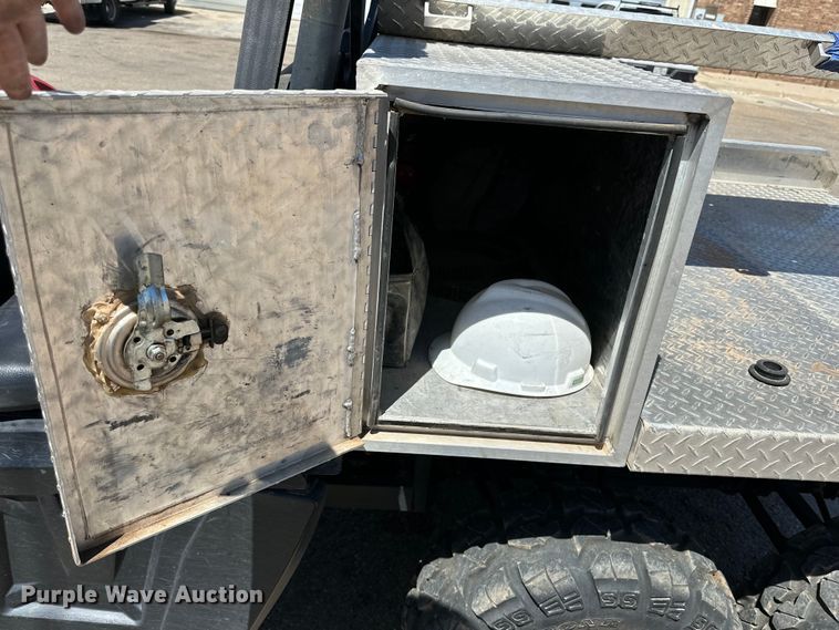 image for item DG4395 2012 Polaris Ranger 800 EFI utility vehicle