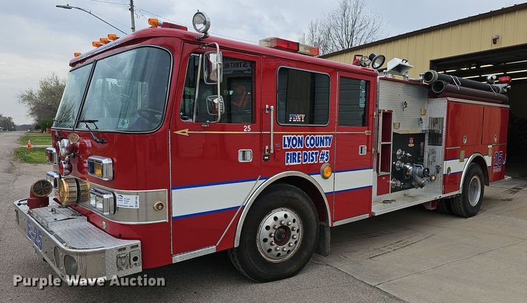 image for item DM1585 1987 Pierce fire truck