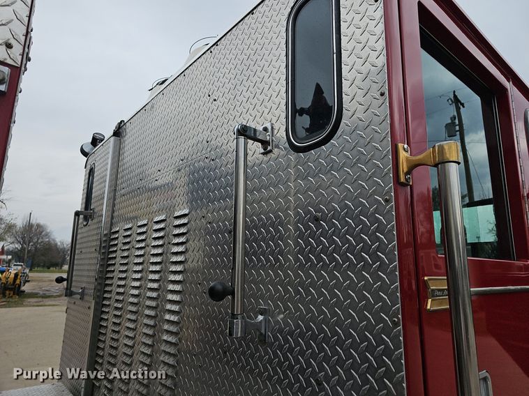 image for item DM1585 1987 Pierce fire truck