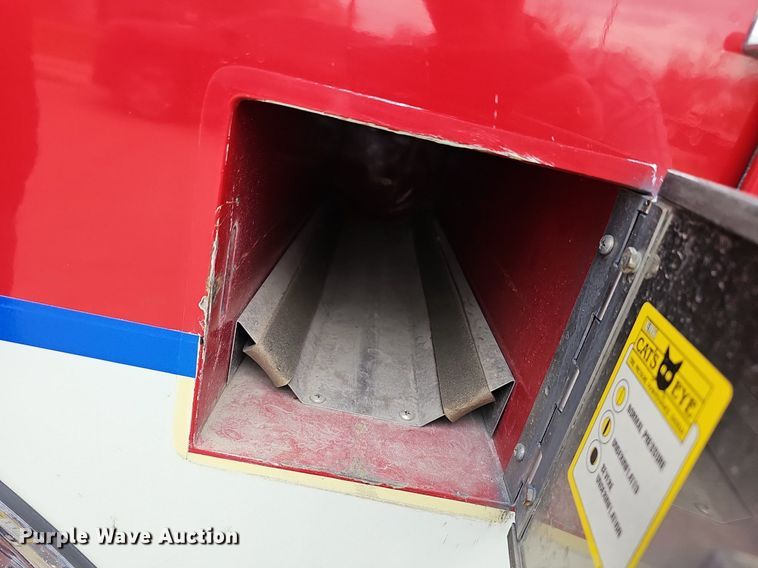 image for item DM1585 1987 Pierce fire truck