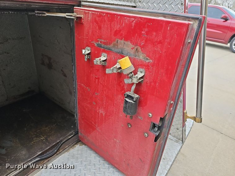 image for item DM1585 1987 Pierce fire truck