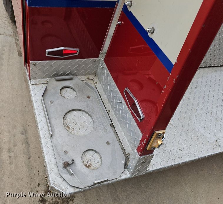 image for item DM1585 1987 Pierce fire truck