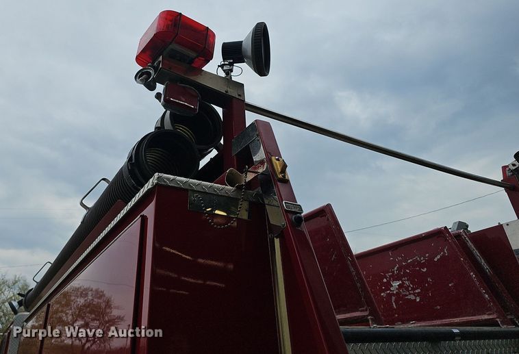 image for item DM1585 1987 Pierce fire truck
