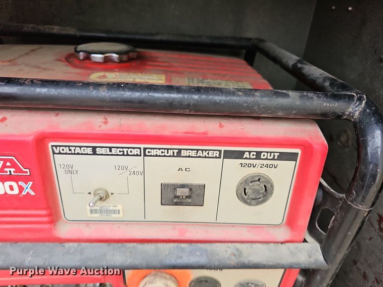 image for item DM1585 1987 Pierce fire truck