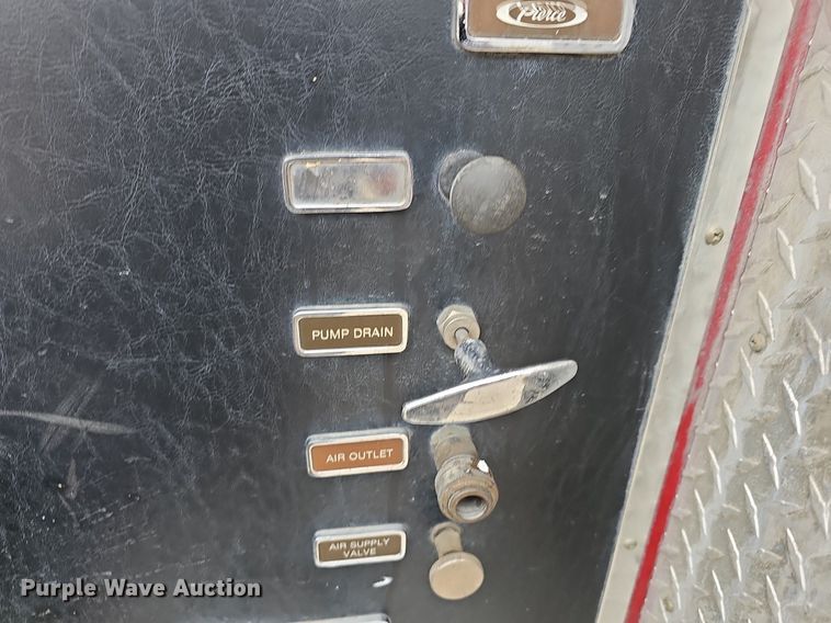 image for item DM1585 1987 Pierce fire truck