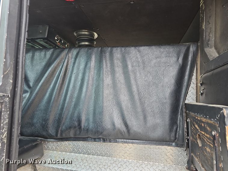 image for item DM1585 1987 Pierce fire truck