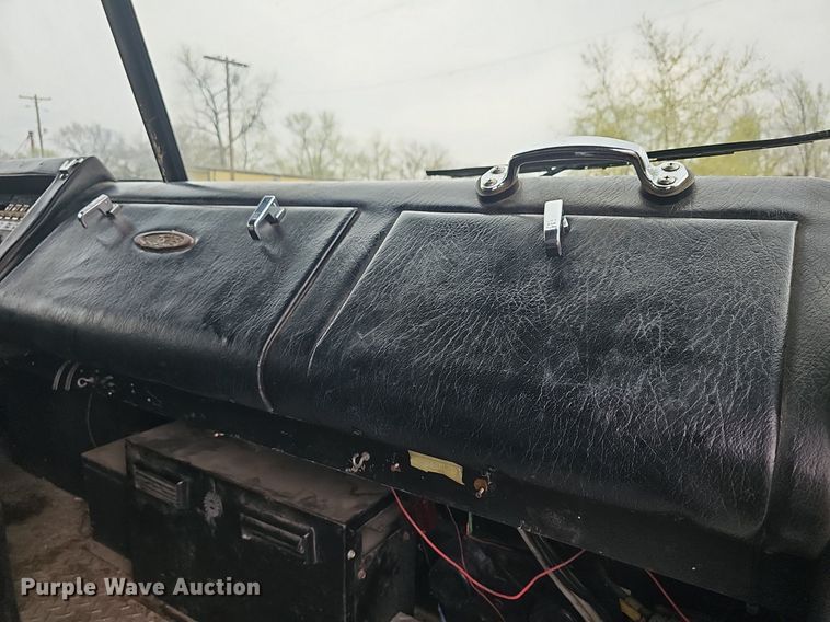 image for item DM1585 1987 Pierce fire truck