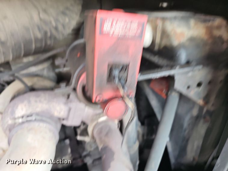 image for item DM1585 1987 Pierce fire truck