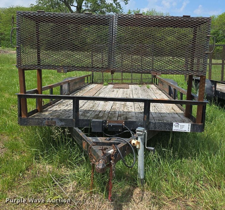 image for item DM1604 1996 Simpson equipment trailer