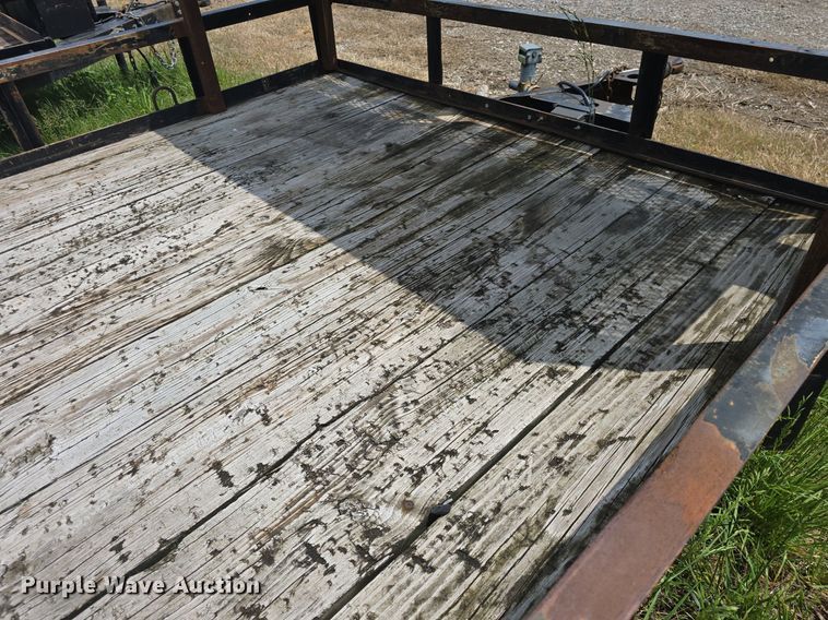 image for item DM1604 1996 Simpson equipment trailer