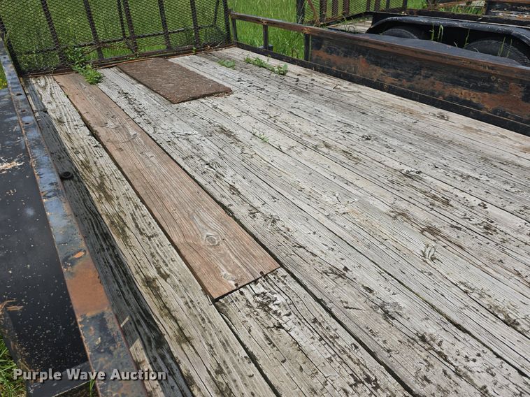 image for item DM1604 1996 Simpson equipment trailer